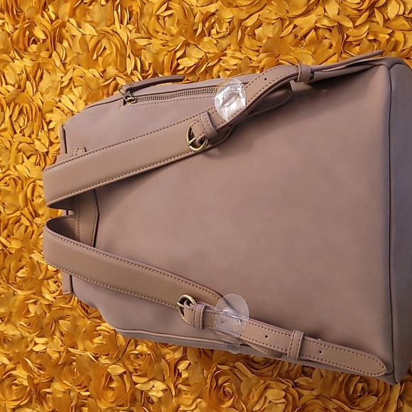 Universal Thread Backpack - Picture 2 of 8